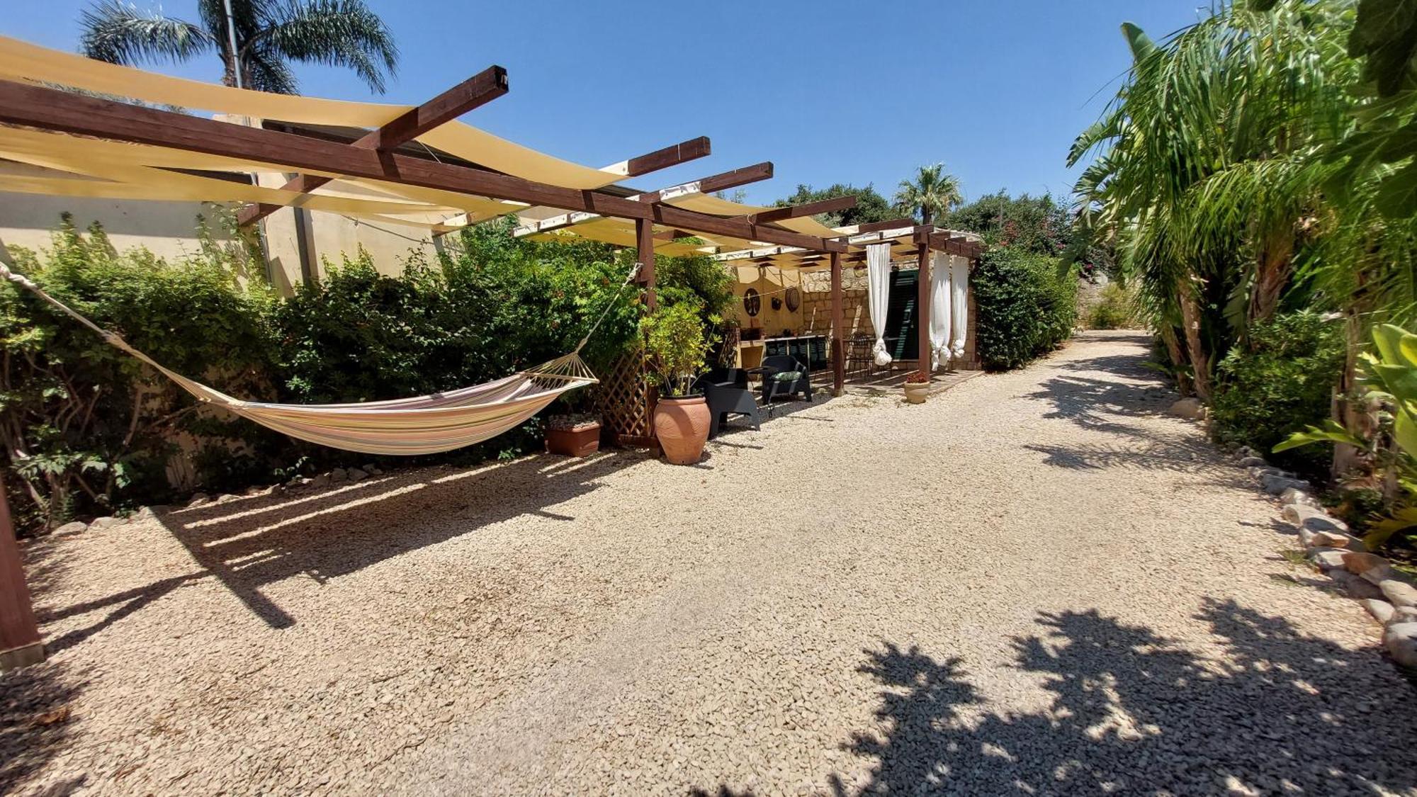 Oasi Di Campagna Hotel Modica Luaran gambar
